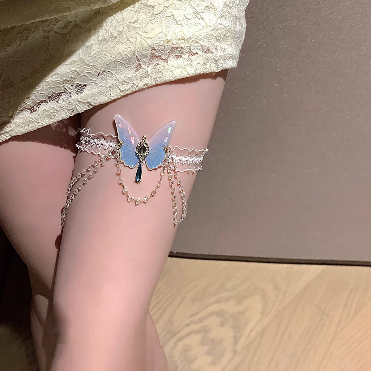 Fashionable Butterfly Pattern  - đánh giá và giá Body Jewelry For You
